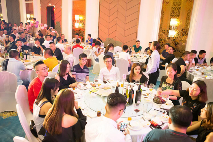 蓝菲红酒之夜(暨蓝菲新品发布酒会)盛大举行