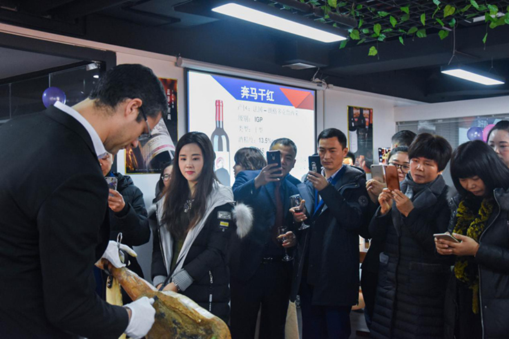 蓝菲旗下多家酒庄接连盛大开业